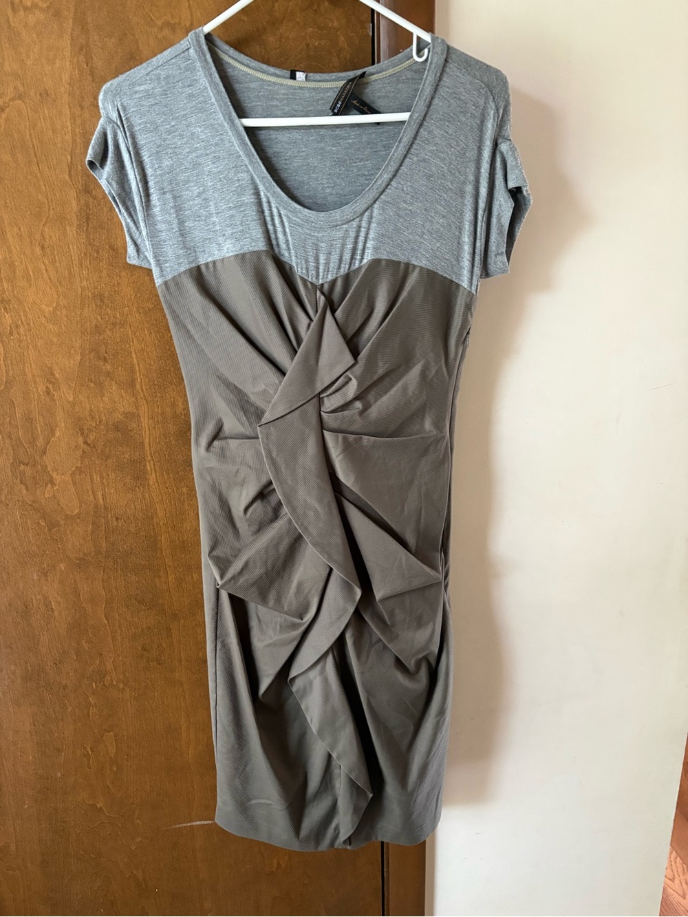 BCBGMaxAzria Gray and Taupe Two-Tone Ruffle Midi Dress